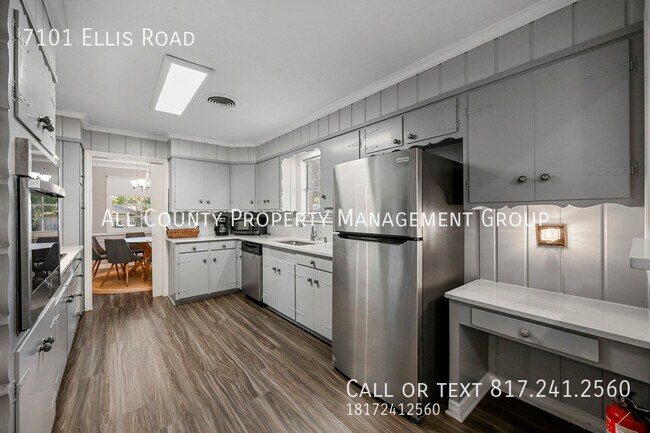 Building Photo - 7101 Ellis Rd