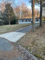 Building Photo - 4407 Sanford Ct