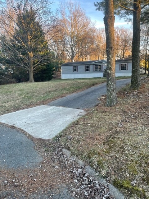 Building Photo - 4407 Sanford Ct