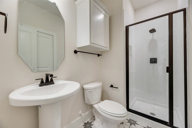 Building Photo - 1055 Modesto Dr