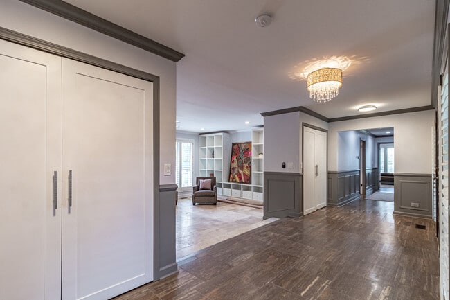 Building Photo - 31 Fox Trail