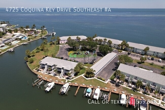 Building Photo - 4725 Coquina Key Dr SE