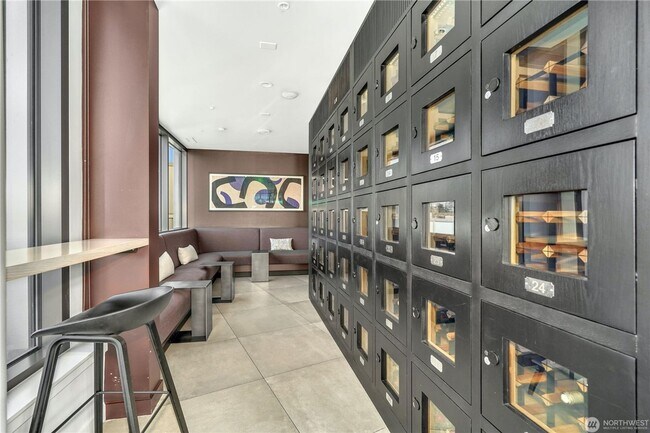 Building Photo - 1Bd/1Ba Seattle Condo