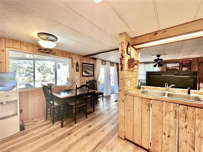 Building Photo - 3609 E Westcove Ct