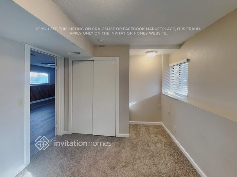 Building Photo - 14794 E Florida Ave