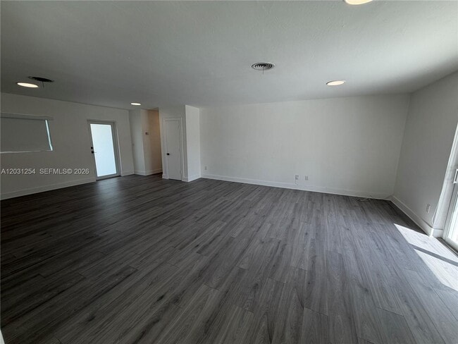 Building Photo - 9020 SW 56th Terrace