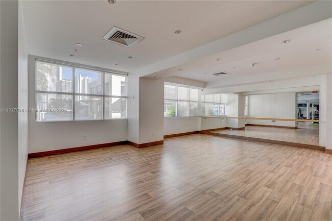 Building Photo - 3301 NE 1st Ave