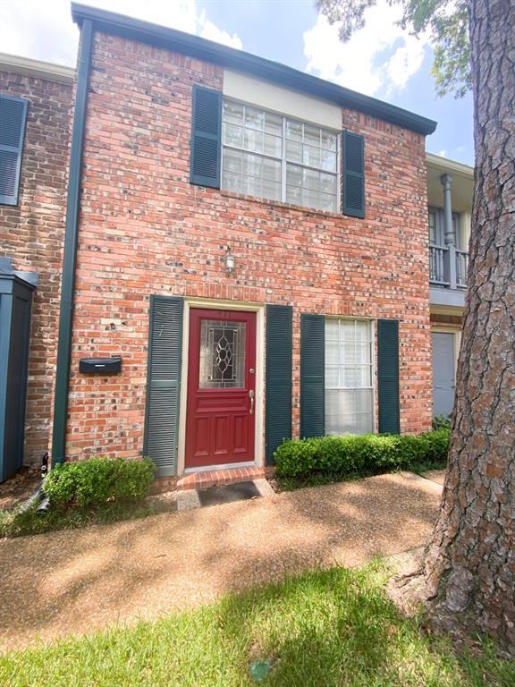 Primary Photo - 471 Bendwood Dr