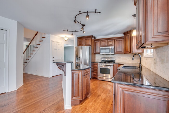 Building Photo - 3631 Falkner Dr