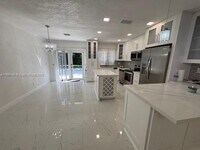 Building Photo - 18908 Bob-O-Link Dr