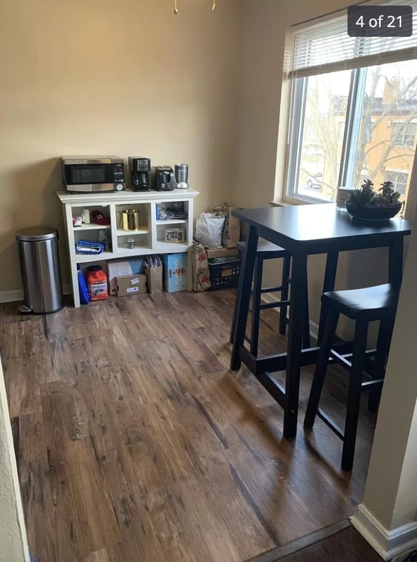 Kitchen - 437 Claranna Avenue