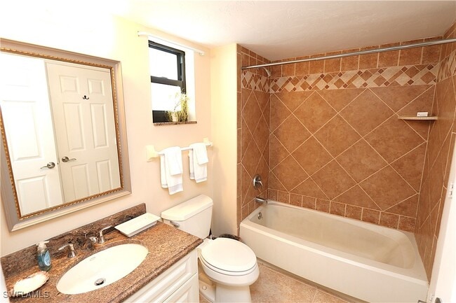 Building Photo - 1023 Anglers Cove