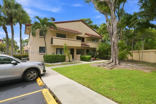 Building Photo - 6375 SW 136th Ct