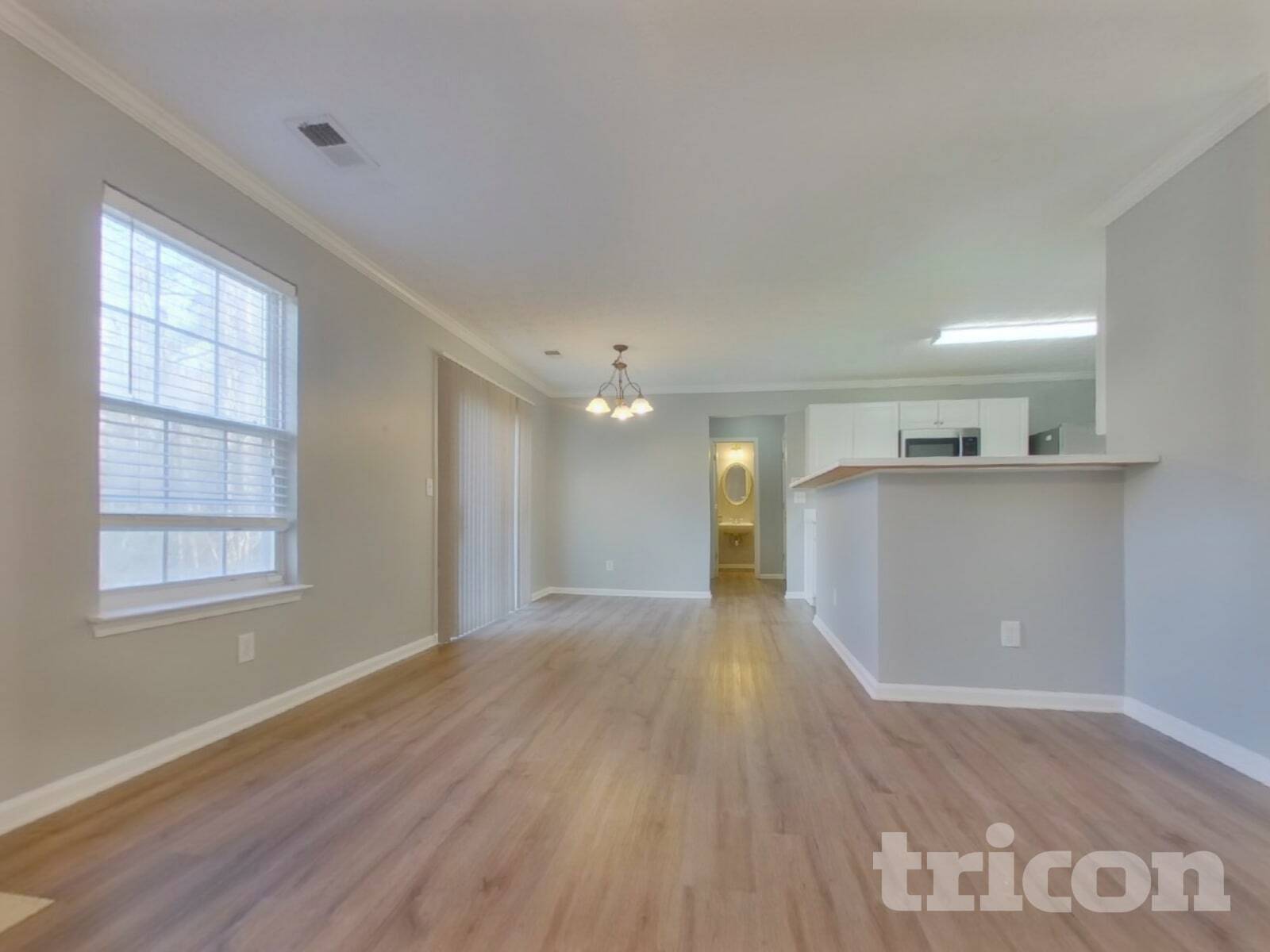 Building Photo - 878 Crestworth Crossing