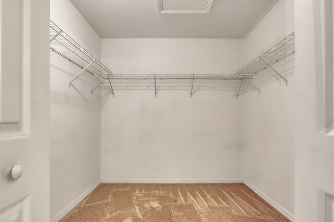 Building Photo - 480 L M Davey Ln