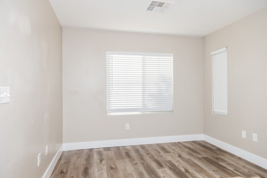 Building Photo - 7310 Prussian Green St