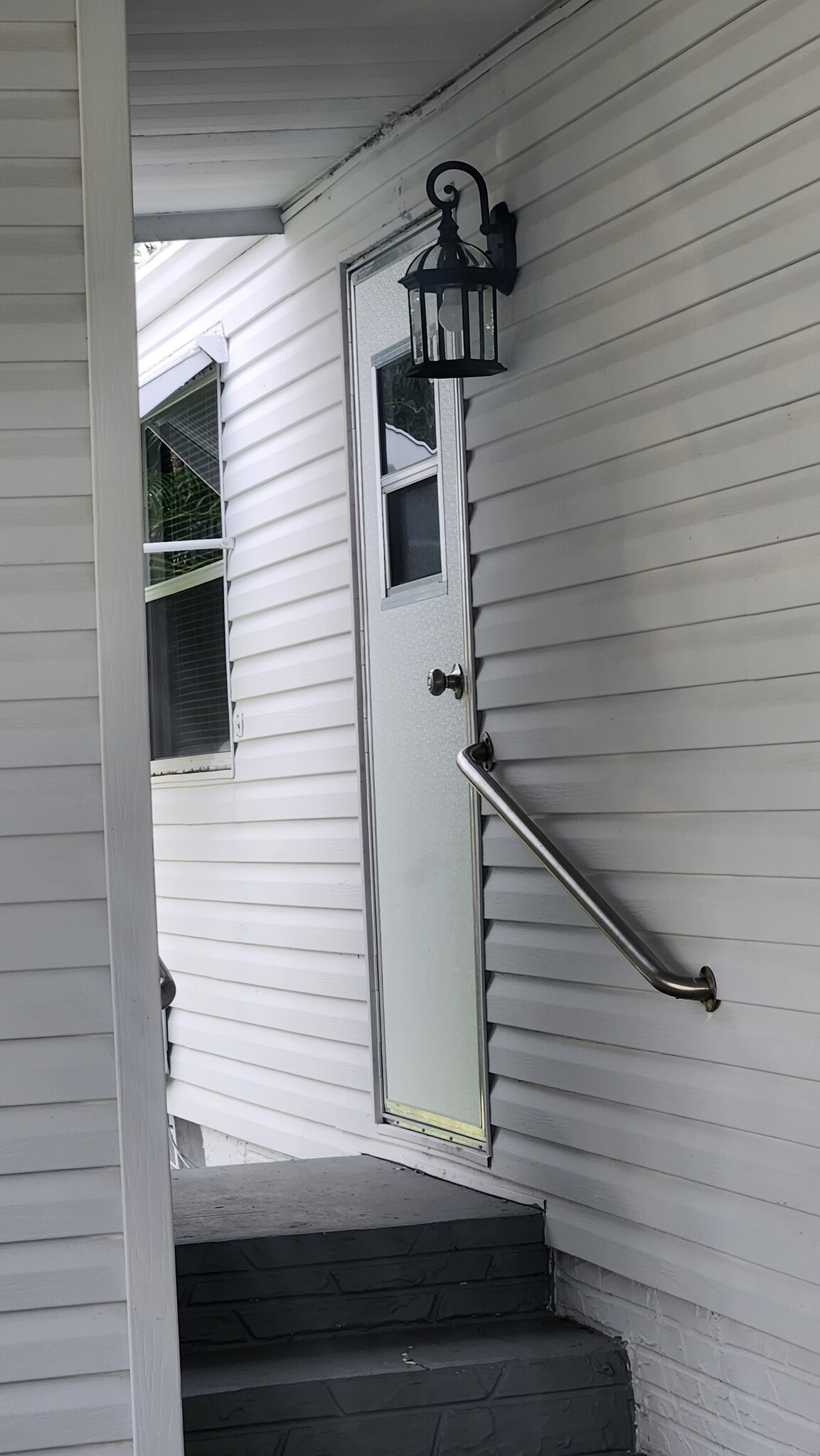 Building Photo - 2050 SW 83rd Ter