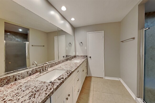 Building Photo - 3819 Honey Brook Dr