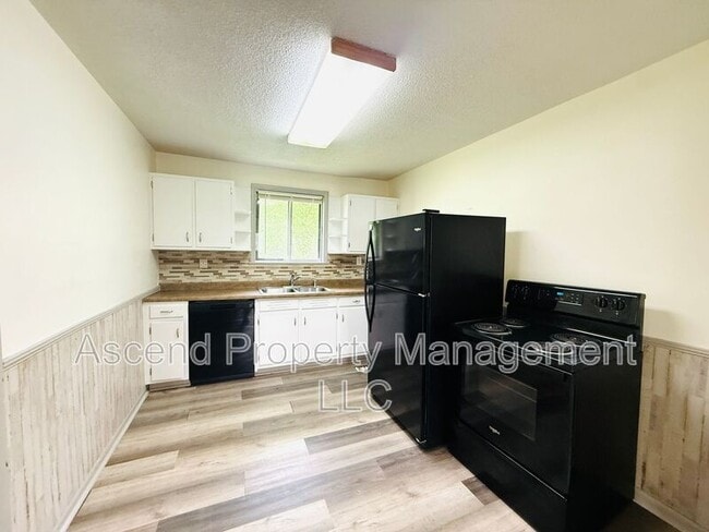 Building Photo - 78 Rathbun Cir