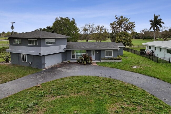 Building Photo - 6700 E Tropical Way