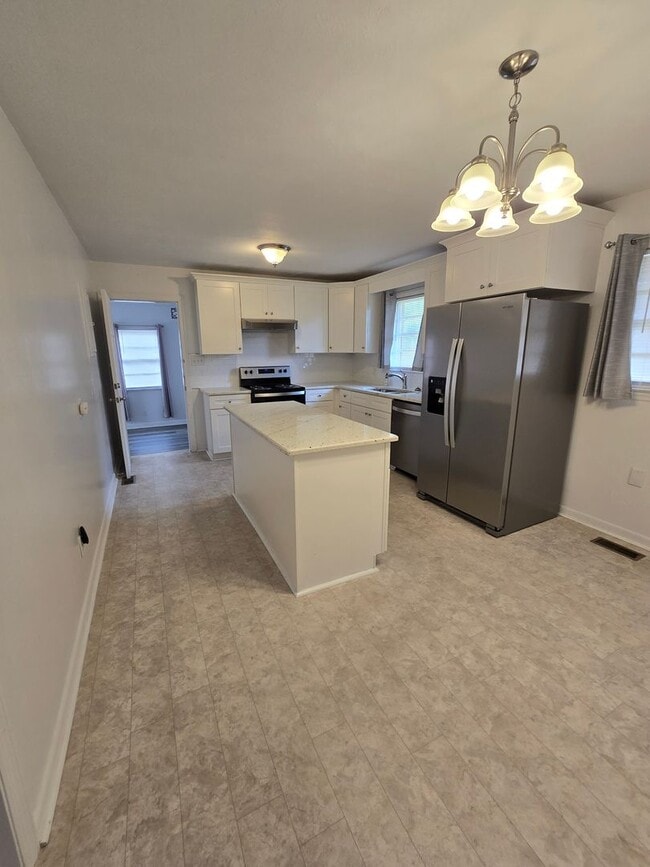 Building Photo - 3120 Phillies Cir
