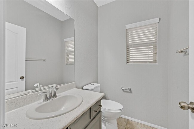 Building Photo - 8920 Hand Painted Ct