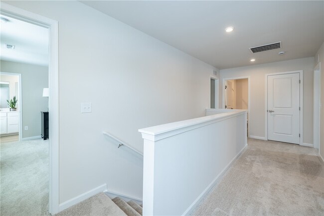 Building Photo - 257 Nevins Rd