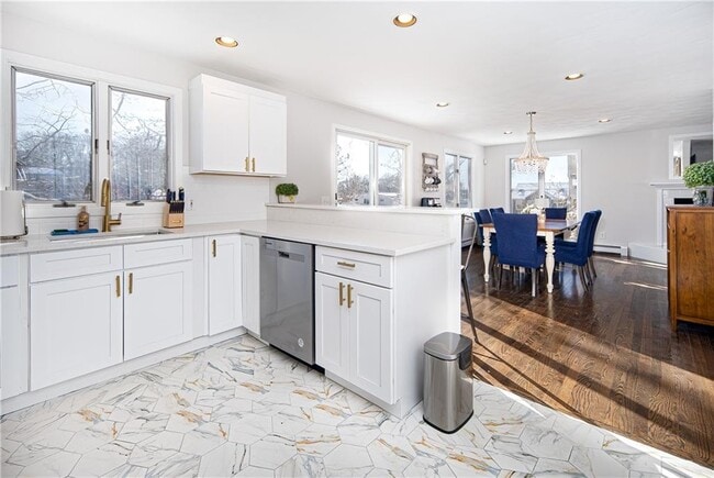 Building Photo - 262 Wood Hill Rd