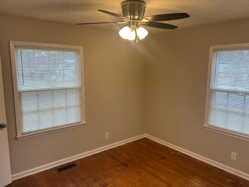 Building Photo - 2902 NW Love Dr