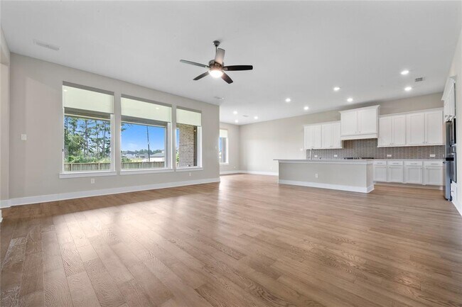 Building Photo - 24815 Pavonia Lake Ln