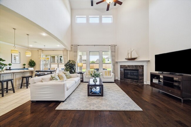 Building Photo - 4511 Royal Bend Ln