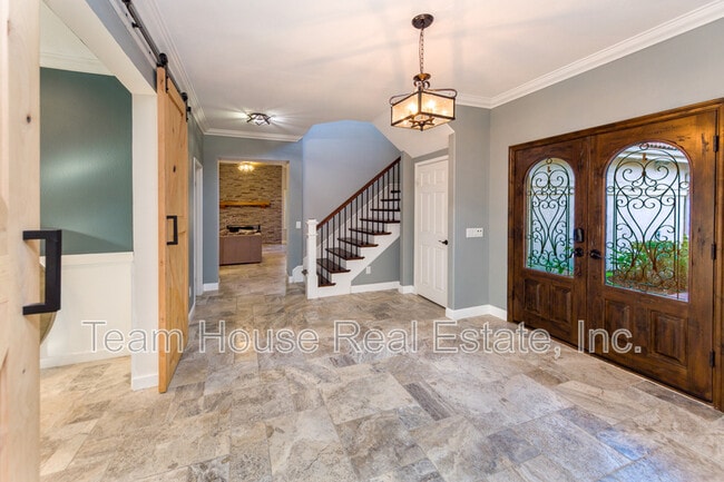 Building Photo - 22324 Circle J Ranch Rd