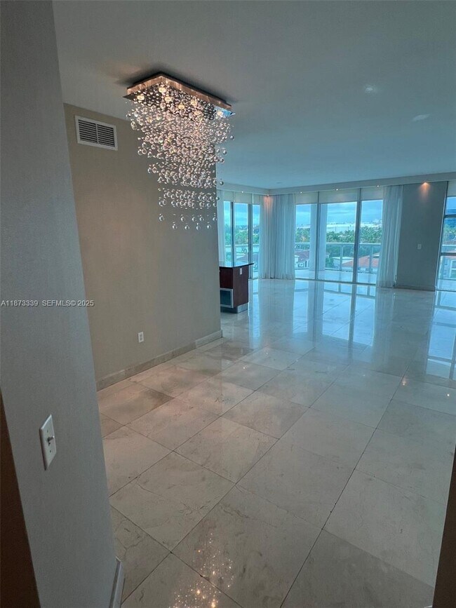 Building Photo - 3131 NE 188th St