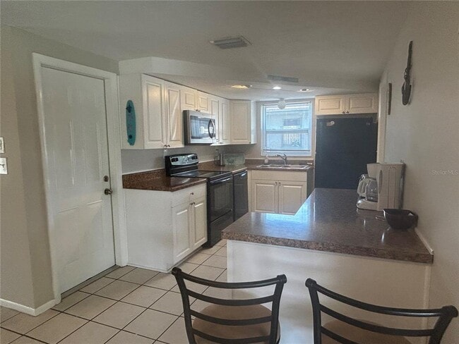 Building Photo - 3201 Elkridge Dr