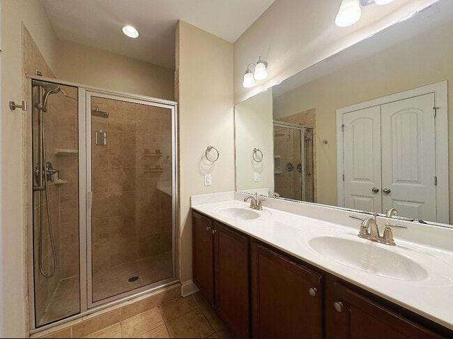 Building Photo - 803 Transom View Way