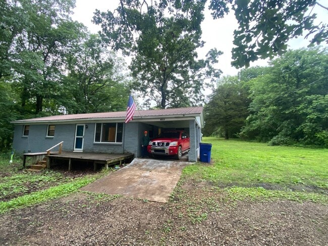 Primary Photo - 4021 Morrison Creek Rd