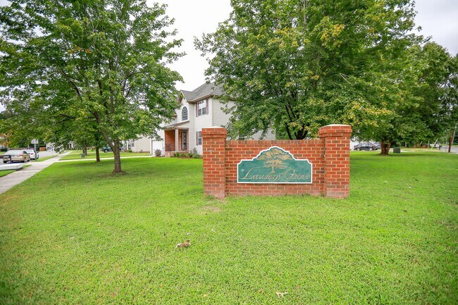 Building Photo - 2200 Elijah St