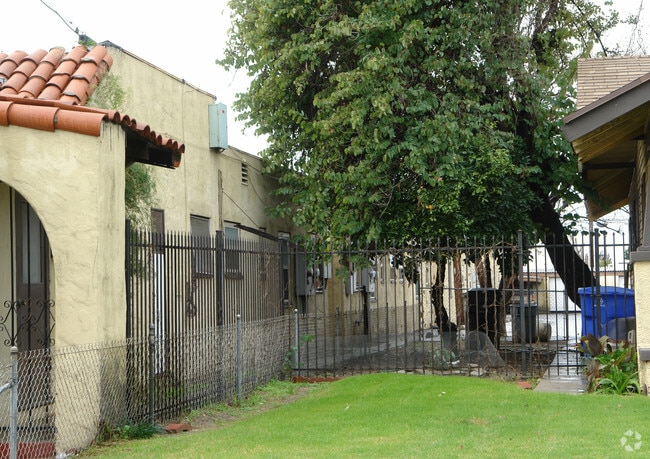 Building Photo - 1370 N D St