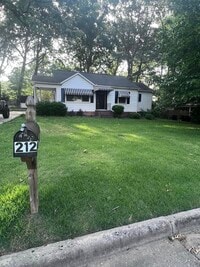 Building Photo - 212 Forestdale Dr