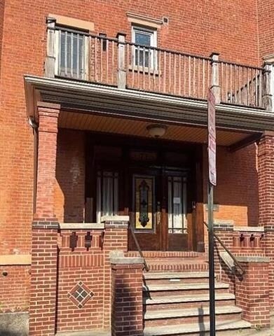 Primary Photo - 71 Summit Ave