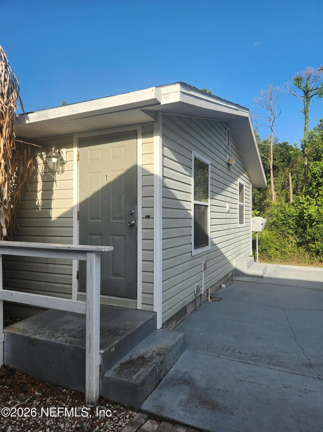 Building Photo - 3139 Lake June Blvd