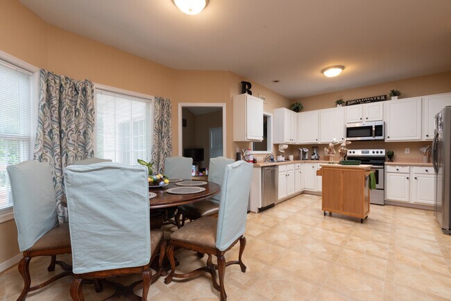 Building Photo - 14230 Spyglass Hill Cir