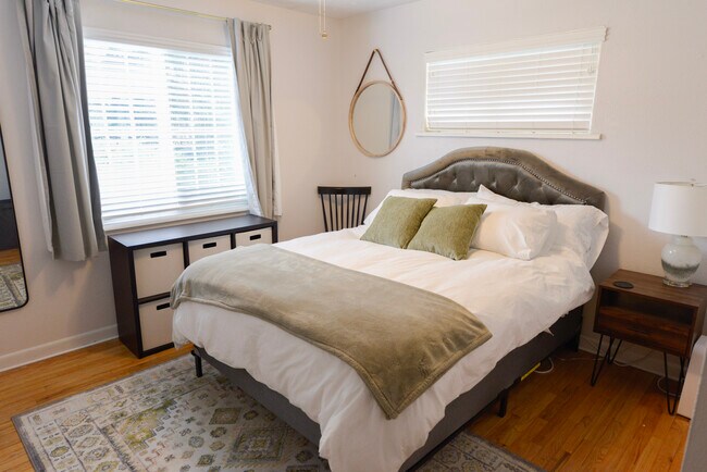 Upstairs bedroom #2 - 932 S Holly St