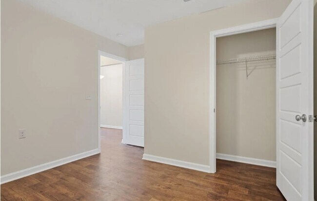 Building Photo - 10373 Shetland Dr