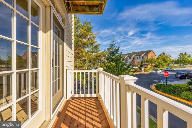 Building Photo - 3687 Spring Hollow Ln
