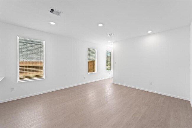 Building Photo - 6707 Sunset Velvet Dr