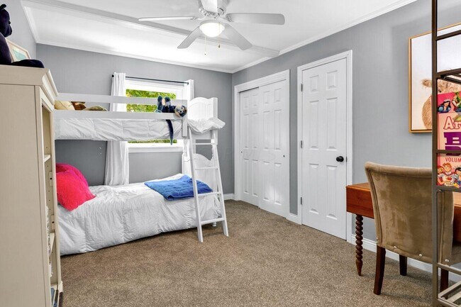 Building Photo - 7093 S Section Line Rd