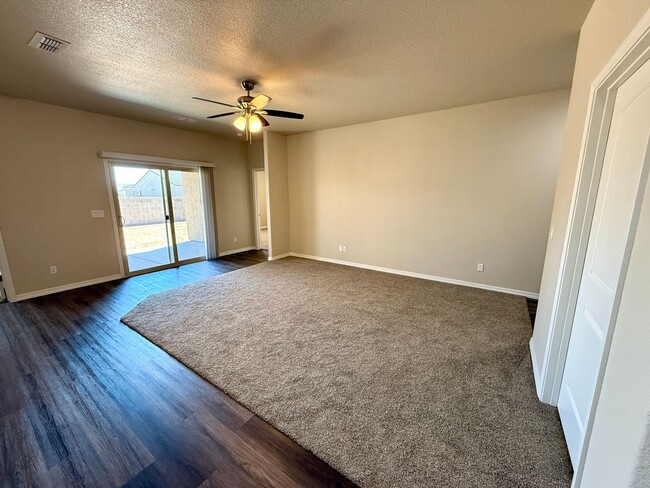 Building Photo - Beautiful 4-Bedroom Home for Rent in Cerba...