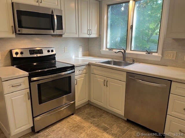 Building Photo - 4 Providence Ave