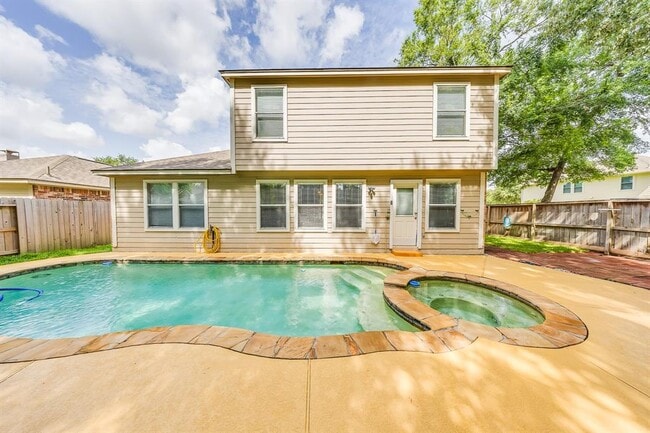 Building Photo - 18426 Stark Point Ct